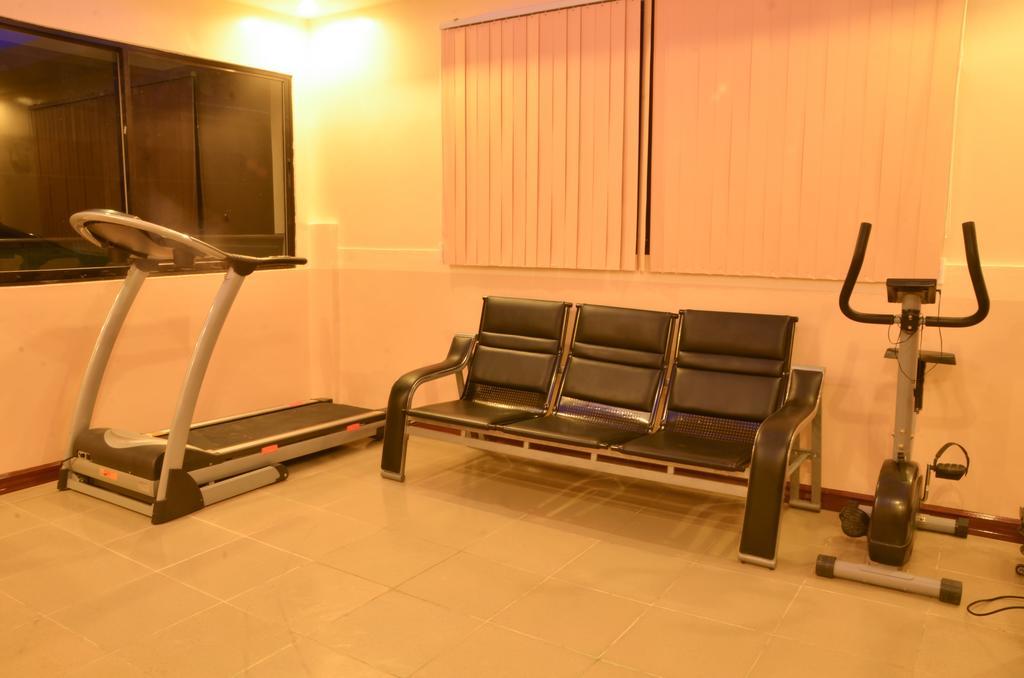 קאליבו The Premiere Business Hotel מראה חיצוני תמונה