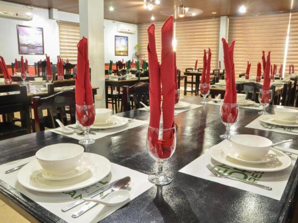 קאליבו The Premiere Business Hotel מראה חיצוני תמונה